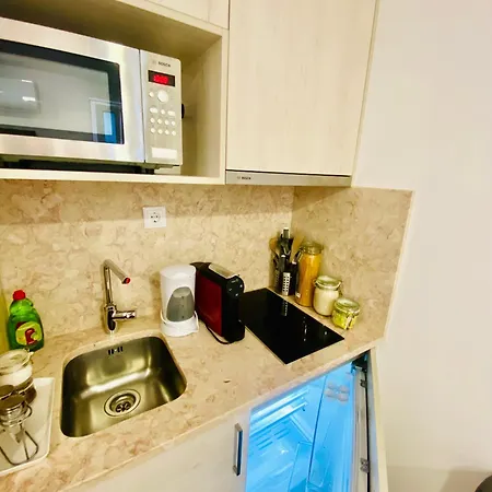 Apartamento Modern, Cozy Flats In The Heart Of *