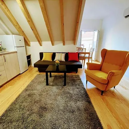 Apartamento Modern, Cozy Flats In The Heart Of